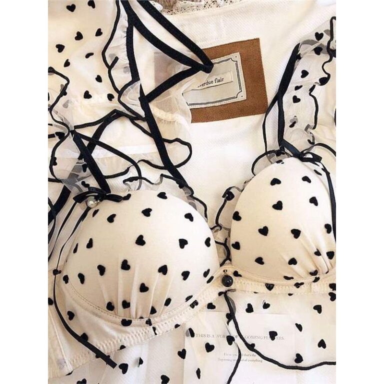Discover Elegance and Comfort with the Girls’ Sexy Lingerie Women’s Polka-Dot Lace Small-Chest Style