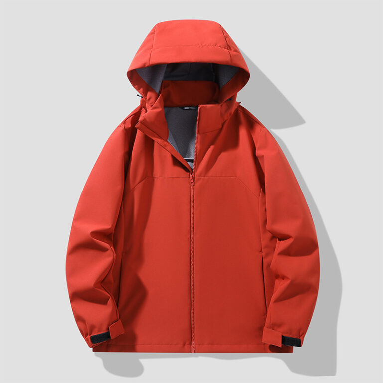 Experience the Great Outdoors Together: Outdoor Couple’s Hardshell Jacket