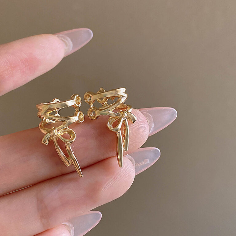 Elevate Your Style with Elegant Blue Love Heart Clip-On Earrings