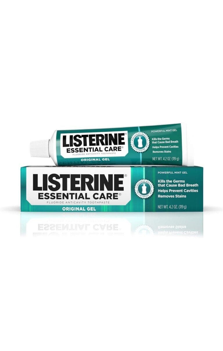 Listerine Essential Care Original Gel Fluoride Toothpaste, Prevents Bad Breath and Cavities, Powerful Mint Flavor for Fresh Oral Care, 4.2 oz