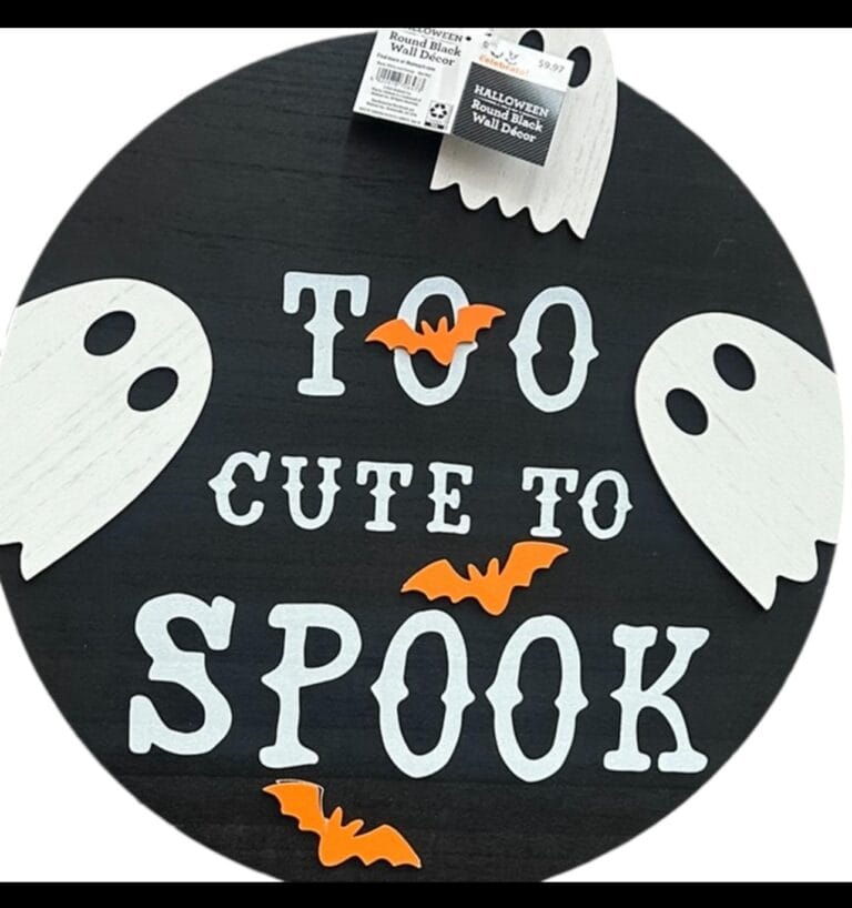 Welcome Halloween Decorations, Halloween Decor, Halloween Sign, Family Name Sign, Custom Halloween Ghost Door Sign, Boo Pumpkin Door Sign, Spooky Season Round Wood Sign
