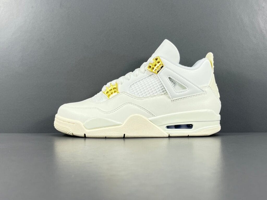 Jordan 4 Retro Metallic Gold