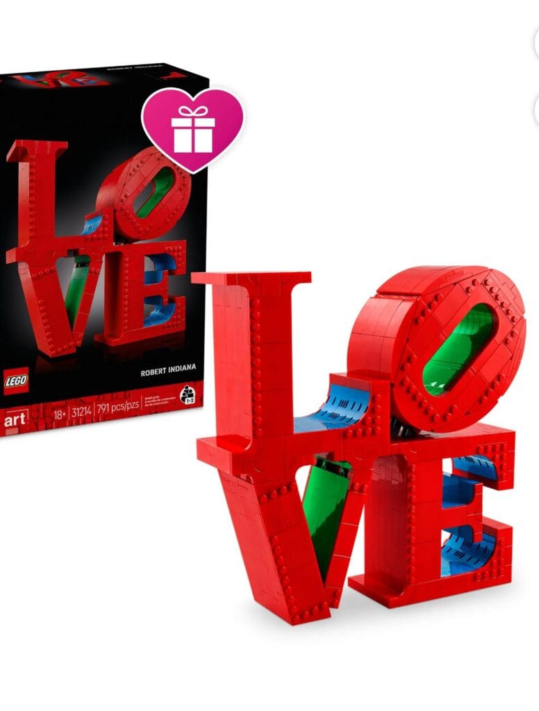LEGO Art LOVE Collectible Building Set for Adults - Gift Idea for Engagements, Valentine’s or Mother’s Day - Home Decor for Couples - Creative Activity for Art and Design Lovers - 31214
