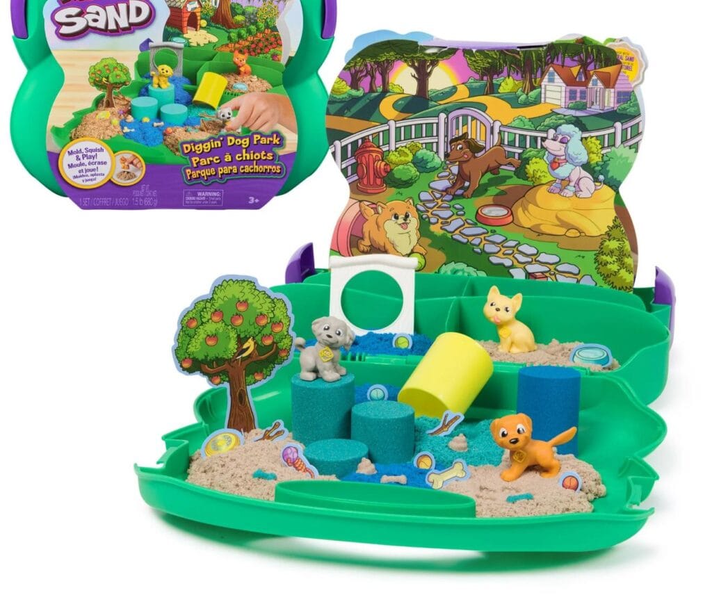 Kinetic Sand, Diggin’ Dog Park Set with 1.5lbs Play Sand & Tools