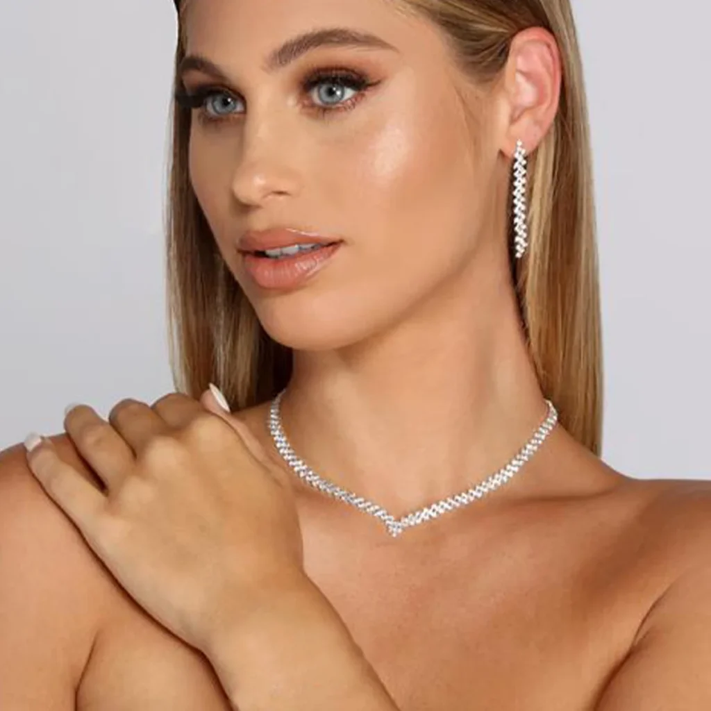 BLIJERY Rhinestone V-Shape Bridal Jewelry Set – Choker Necklace & Earrings for Weddings & Special Occasions