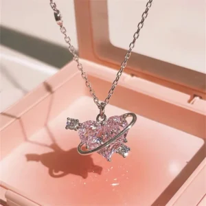 Y2K Pink Planet Heart Zircon Pendant Necklace , Aesthetic Clavicle Chain Jewelry for Women – Cute Valentine’s Day or Party Gift