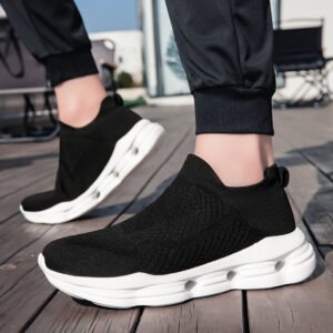 Men's Lightweight Breathable Sports Casual Shoes