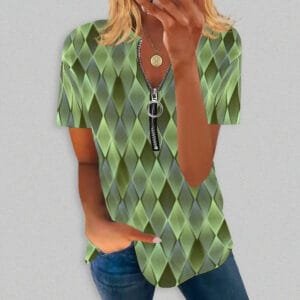 Diamond-check Print Zip-up Shirt With A Crew Neck And Short Sleeves