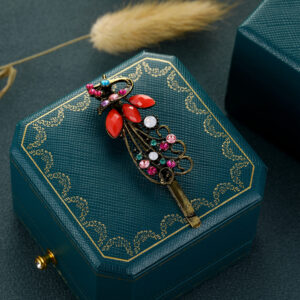 Fashionable Vintage Peacock-Colored Rhinestone Hair Clip