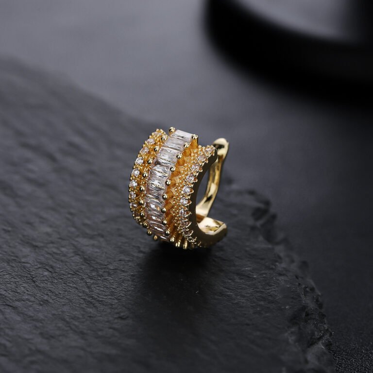 Mens High-end Versatile Star-motif Ear Clips