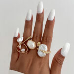 Liquid Metal Smooth-surface Ring Set With An Opening