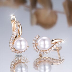 Champagne Gold Pearl-Inlaid Round White Diamond Earrings For Women