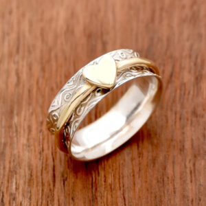 Retro Heart-shaped Ethnic-style Fashion Ring
