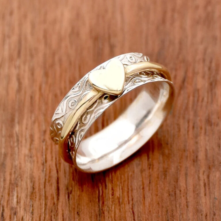 Retro Heart-shaped Ethnic-style Fashion Ring