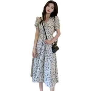 A-line Dress Thats Below-the-knee And Slimming