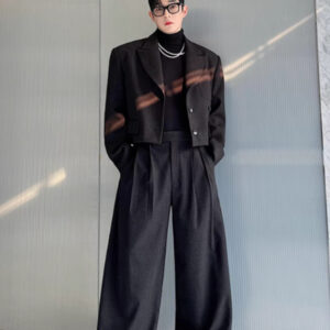 Two Piece Retro Thick Short Casual Suit Set For Niche Designers