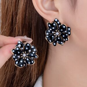 French-style Retro Black And White Polka-Dot Flower Earrings