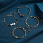 4-Piece Minimalist Geometric Bracelet Set For Women With Flower Design