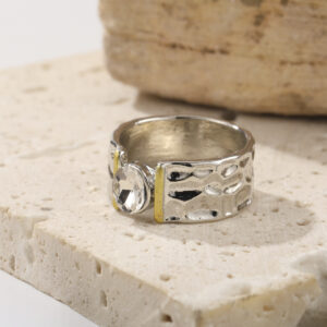 Geometric Hollowed-Out Gold-Inlaid Vintage Creative Ring