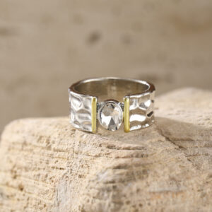 Geometric Hollowed-Out Gold-Inlaid Vintage Creative Ring