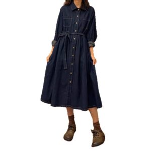 Fitted Figure-flattering Vintage-style Maxi Dress