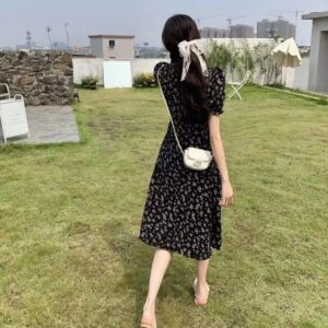 A-line Dress Thats Below-the-knee And Slimming