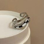 Retro, Edgy Checkerboard Glaze Open Ring For Women New Design Finger Ring Thats Lightweight