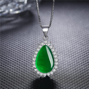 Waterdrop Blossom Carnelian Pendant With Green Chalcedony