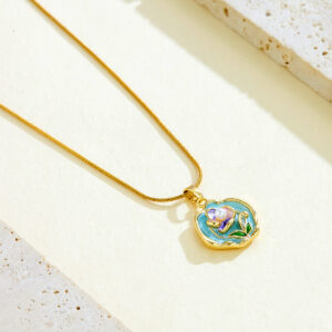 Enamel-flower Necklace For Women Sophisticated And Stylish