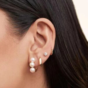 Women’s Fashion Fresh Water Pearl Earrings