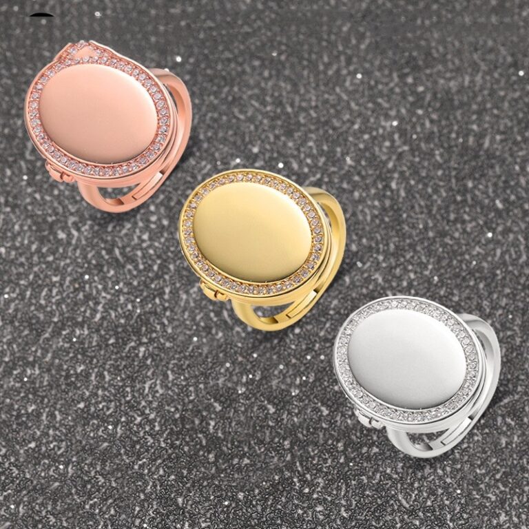 Creative Fashion Geometric Oval Flip-Open Photo Box Ring