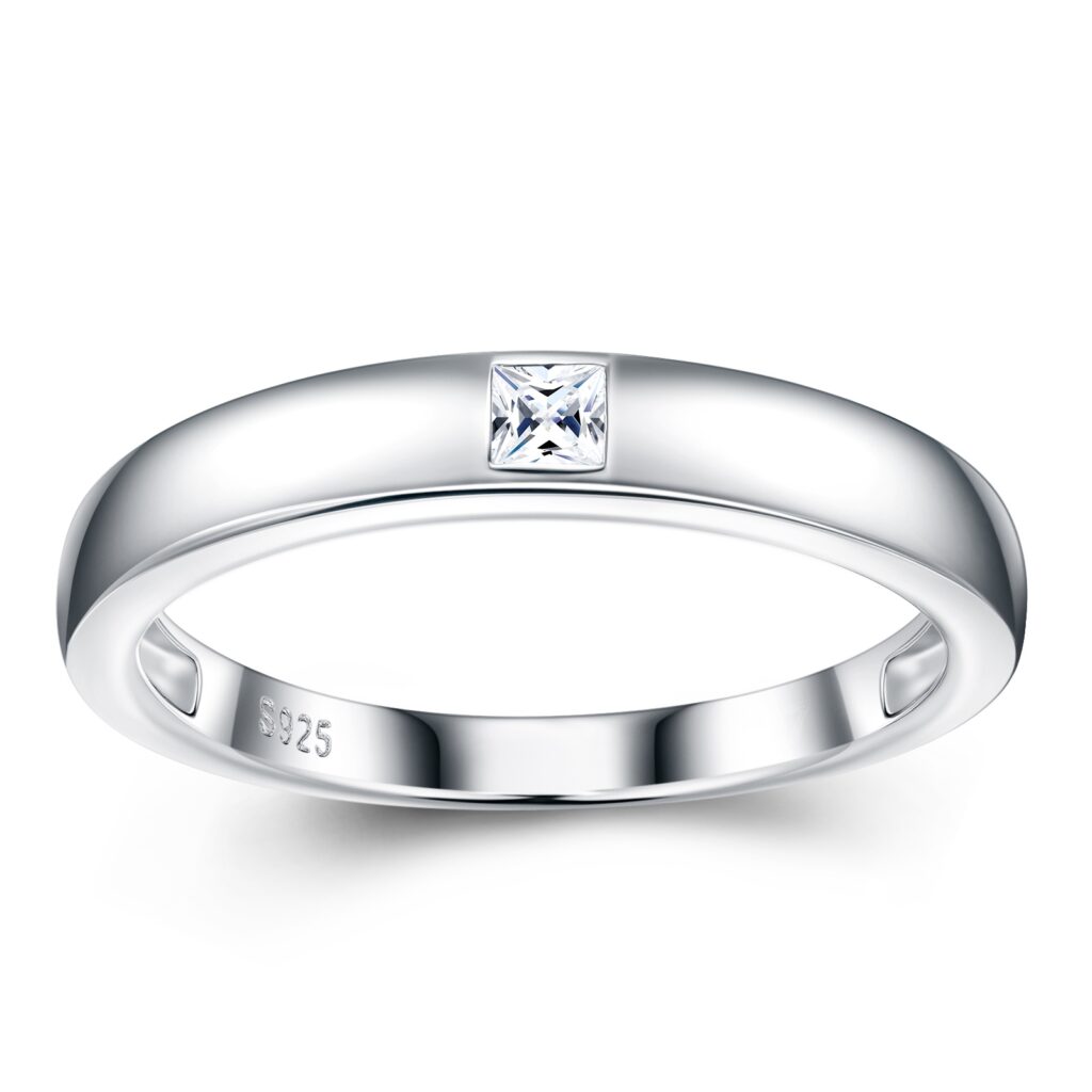 Engraved With Top-quality Moissanite, This Luxurious And Fashionable Minimalist Jewelry Set Features Exquisite Silver Accessories For Ladies. Made Of S925 Silver With Electroplated Platinum.