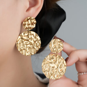 European And American Popular Exaggerated Fashion Stud Earrings, Retro Luxury Design, Simple High-Grade Jewelry For Women
