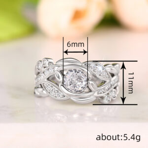 Textured Geometric Design Ring Light Luxury Style