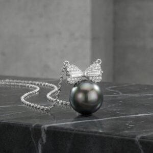 925 Sterling Silver Elegant Pearl Bow Pendant Necklace with Shimmering Diamonds