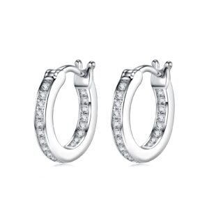 A Luxurious And Fashionable Minimalist Jewelry Earring Set Featuring Top-quality Moissanite Stones, Made Of S925 Silver Electroplated With Platinum.