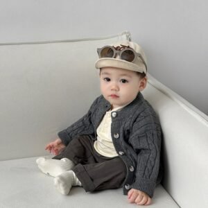 Fashionable Embroidered Casual Knitted Cardigan Childrens Sweater
