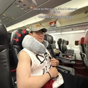 Long-Distance Airplane Portable U-Shaped Pillow