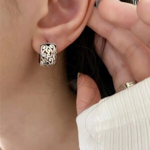 Geometric Hollow Flower Earrings Women's Vintage Fashion