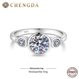 Women's Simple, Personalized, Light-Luxury Moissanite Ring