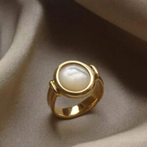 White Shell Electroplated Stainless Steel Ring Jewelry