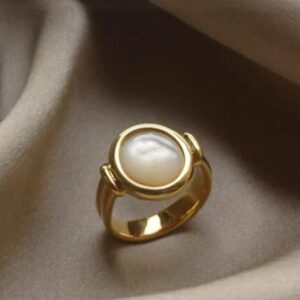 White Shell Electroplated Stainless Steel Ring Jewelry