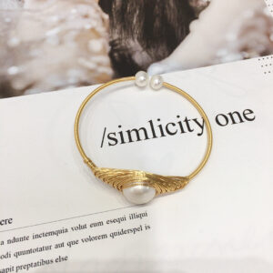 Designer-style Wrapped-wire Handmade Bracelet Featuring Sizable Natural Freshwater Pearls