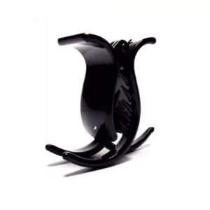 Hair Grabbing Highlights Temperament With A Bun Shaped Head