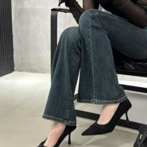 2025 Fall New French Retro Suede Pointed-Toe Stiletto Pumps For Women