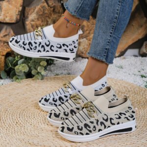 Flat Slip-on Loafers Large-size Casual Breathable Sneakers