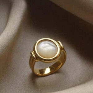 White Shell Electroplated Stainless Steel Ring Jewelry