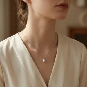 925 Sterling Silver Elegant Frosted Silver Teardrop Pendant Necklace