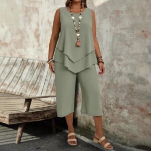 Casual Solid-Colored Sleeveless Top And Cropped Pants Two-Piece Set