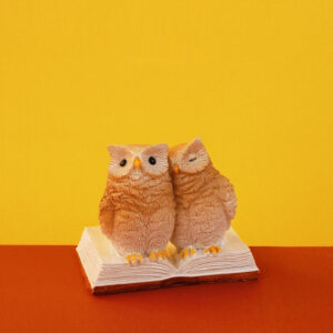 Owl Home Decor Ornament, Artificial Animal Desk Miniature Piece